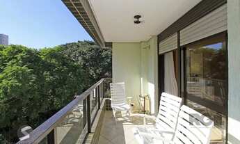 Imagem 6: Apartamento de 3 dormitórios, suíte e 2 vagas de garagem no bairro Petrópolis em Porto Ale