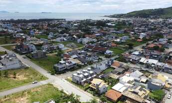 Imagem 4: Imperdível casa à venda em Garopaba-SC, bairro Ferraz: 3 quartos, 2 suítes, 3 salas, 3 ban