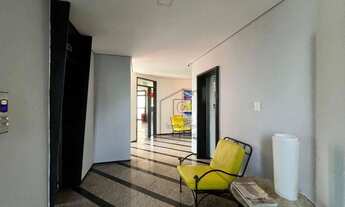 Imagem 3: Viva o Luxo e a Praticidade em um Flat Semimobiliado - Venda - Locação - 56 m² - Petrópoli