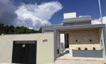 Imagem: Casa novinha a venda em Varginha