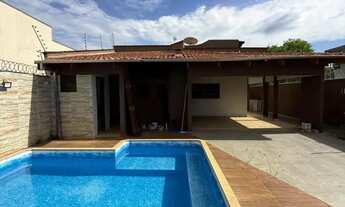 Imagem: Vende-se Casa na 307 sul