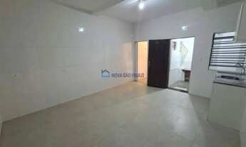 Imagem 2: Quarto e cozinha para locação no Jardim Oriental