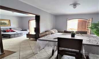 Imagem 5: Casa à venda em Bairro Nobre em Avenida principal, 100% residencial!!