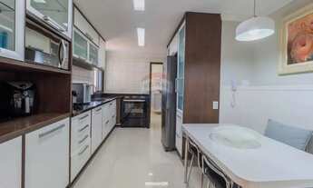 Imagem 4: RE/MAX CASANOVA - VENDA - APARTAMENTO - 137 M² - ANDAR ALTO - 3 SUÍTES - 3 VAGAS