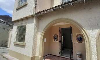 Imagem: Imóvel para aluguel possui 300 metros quadrados