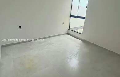 Imagem 3: Casa para Venda em Tijucas, Universitário, 3 dormitórios, 1 suíte, 2 banheiros, 1 vaga