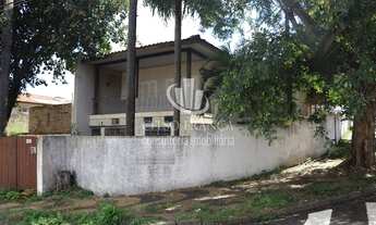 Imagem 2: Imóvel comercial para venda tem 287 metros quadrados com 4 quartos