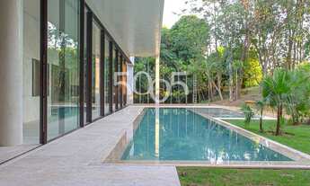 Imagem 5: Linda e exuberante casa contemporânea, com localização privilegiada, à venda no condomínio