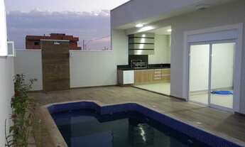 Imagem: Casa em Condomínio Fechado com piscina