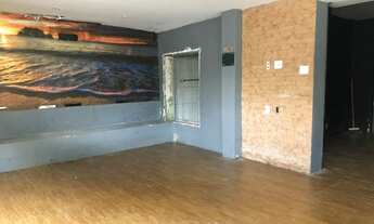 Imagem 2: Casa para aluguel tem 170 metros quadrados com 3 quartos em Ponta da Praia - Santos - SP