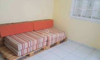 Imagem 5: Apartamento em ótima localização. Sala , cozinha com armário, área de serviço, quartos co