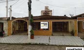 Imagem 5: Térrea para venda possui 194 metros quadrados com 3 quartos em Caiçara - Praia Grande - SP