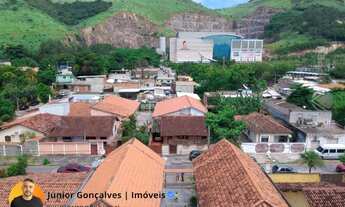 Imagem: Casa em Nova Iguaçu de 3 Quartos com Suíte