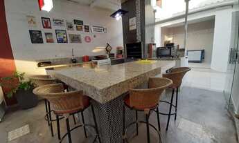 Imagem 2: Sobrado em condomínio diferenciado