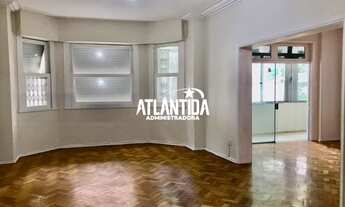 Imagem 1: Excelente apto no Leme - 220 m2 - 2 salas - 4 qtos - 1 vaga escritura - Planta circular