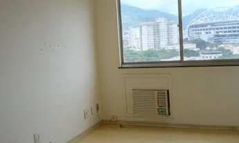 Imagem 4: Apartamento para aluguel com 45 metros quadrados com 2 quartos mobiliado