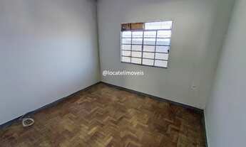 Imagem 5: Casa 03 quartos e barracão nos fundos