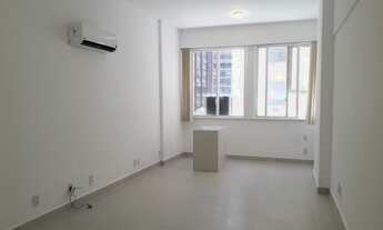 Imagem: SALA COMPLETAMENTE REFORMADA NO CENTRO-RJ