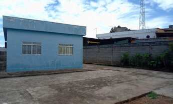 Imagem 3: Casa para Venda em Ibirité, Novo Horizonte, 3 dormitórios, 1 suíte, 1 banheiro, 5 vagas