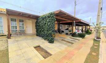 Imagem: Casa térrea em condomínio com 3/4 sendo