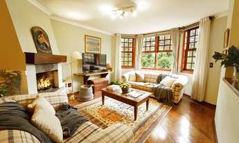 Imagem 2: Bem no Meio da Mata! Apartamento à Venda em Campos do do Jordão