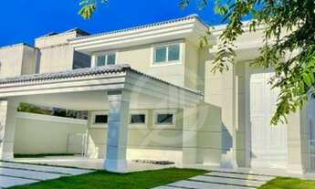 Imagem 2: Será que achei a sua casa? É Perfeita, com 05 suítes e piscina privativa!