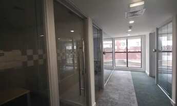 Imagem 4: Loja COMERCIAL em CURITIBA - PR, CENTRO