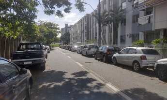 Imagem 2: Apartamento para venda tem 88 metros quadrados com 3 quartos em Kobrasol - São José - SC