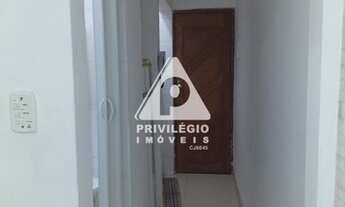 Imagem 6: Studio reformado e mobiliado no posto 6