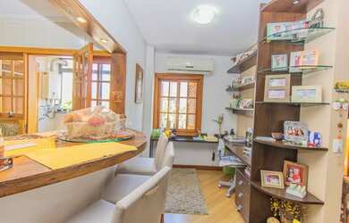 Imagem 6: Porto Alegre - Apartamento Padrão - Petrópolis