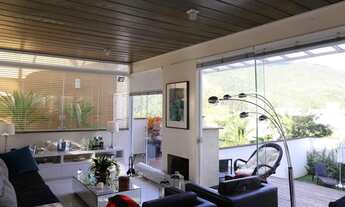 Imagem 5: Casa em condomínio para venda, com 280 m² de AC e 550 m² AT, com 3 suítes