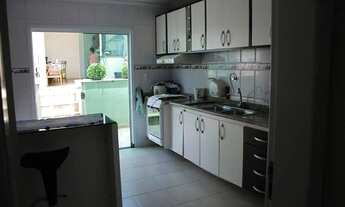 Imagem 5: Lida casa a venda no condomínio Aruã, 3 suítes, 290 M² de área construída, 4 vagas na gara