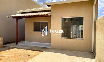 Imagem: Casa individual com 03 quartos sendo 01