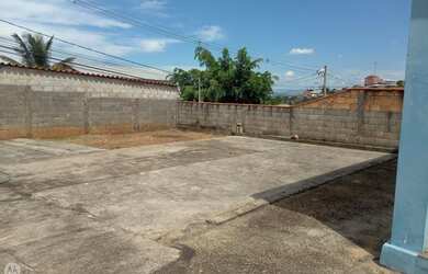 Imagem 6: Casa para Venda em Ibirité, Novo Horizonte, 3 dormitórios, 1 suíte, 1 banheiro, 5 vagas