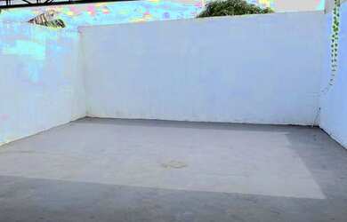 Imagem 3: VENDO CASA DE 03QUARTOS NO PARQUE DAS LARANJEIRAS, QUINTAL AMPLO E GARAGEM COBERTA