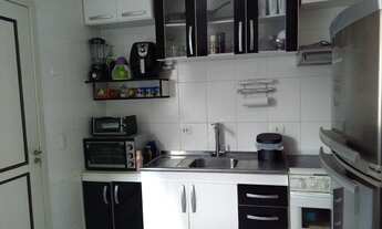 Imagem 6: Sobrado para venda tem 154 metros quadrados com 3 quartos em Novo Mundo - Curitiba - PR