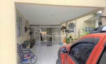 Imagem 4: Casa de Alvenaria com 4 dormitórios sendo 01 suíte, cozinha, sala, área de serviço, 03 ban