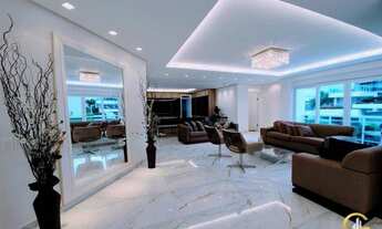 Imagem 7: Um Verdadeiro Palácio, um sonho 923 metros de área construída e um terreno de 815metros, j