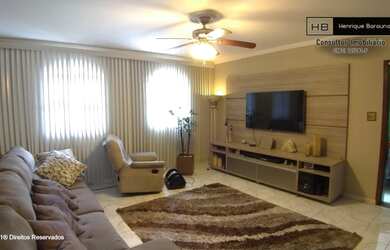 Imagem 5: Sobrado incrível com 3 suítes, escritório e piscina, em uma ótima localização no Parque Tr