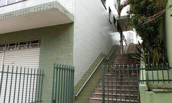 Imagem 2: Prédio comercial com 1.242m² em frente à Prefeitura