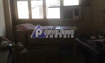 Imagem 2: Linda sala comercial, ampla e totalmente reformada , constituída de 30m² no Centro do RJ