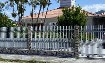 Imagem: Casa no Bairro Campeche com 3 dormitórios