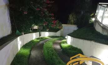 Imagem 3: Sobrado em condomínio fechado, Santana de Parnaíba, 4 dorm., quintal com piscina e 4 vagas