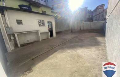 Imagem 4: Galpão com Estacionamento com banheiro, cozinha