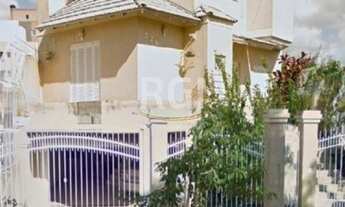 Imagem: Porto Alegre - Casa Padrão - Partenon