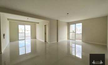 Imagem 2: Cobertura com vista Mar no Balneário do Estreito