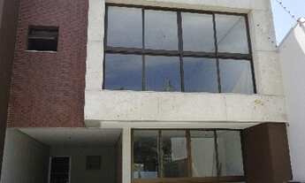 Imagem 3: Porto Alegre - Casa Padrão - Tristeza