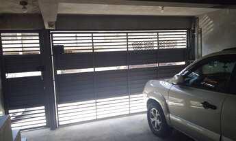 Imagem 2: Sobrado para venda tem 247 metros quadrados com 3 quartos