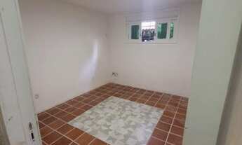 Imagem 3: Sala de 12 m² para alugar no Espinheiro