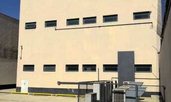 Imagem 2: Prédio/Edifício inteiro para aluguel possui 810 metros quadrados com 3 quartos